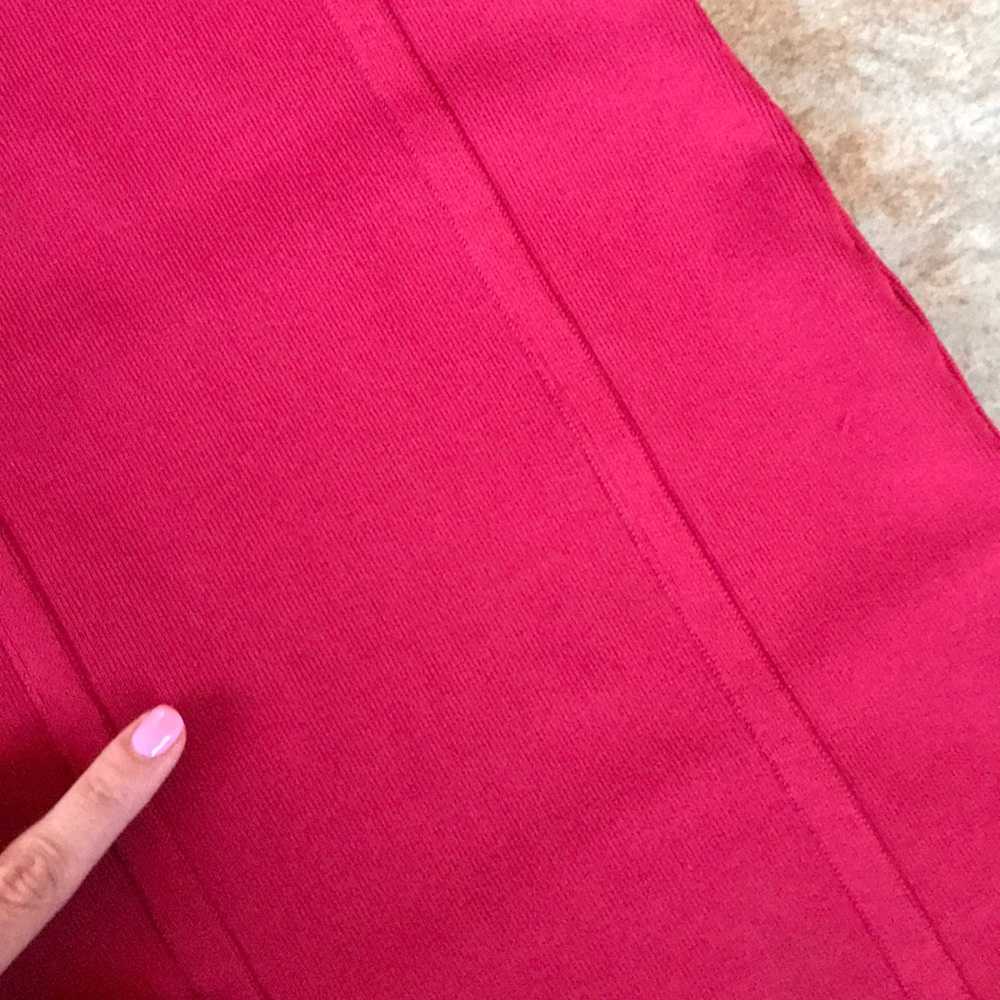 New BCBG MAXAZRIA Fitted Ruby Bodycon Knit Dress - Picture 3 of 8